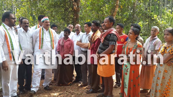 ಪುತ್ತೂರು: ಮತದಾನ ಬಹಿಷ್ಕರಿಸಿದ ಕಾವು ಬಾಳೆಕೊಚ್ಚಿಗೆ ಐವನ್ ಡಿ’ಸೋಜಾ ಭೇಟಿ: ಸ್ಥಳೀಯರ ಮನವೊಲಿಕೆ